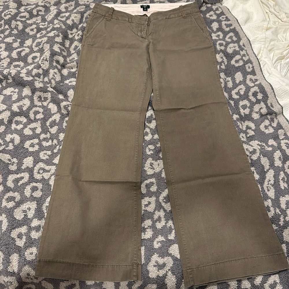 Jcrew stretch city fit flare chinos, size 8R